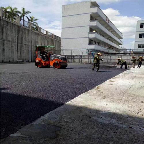 專業(yè)承接廣州學(xué)校瀝青路面攤鋪 工廠瀝青道路施工工程廣惠交通