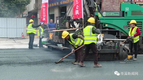 最新進(jìn)展 玉梧大道道路綜合改造項(xiàng)目開始進(jìn)入路面瀝青層攤鋪?zhàn)鳂I(yè)