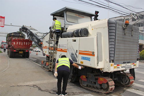 招遠(yuǎn)公路中心處治路面車轍確保公路安全舒適