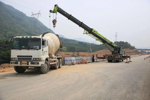 全力以赴推進(jìn)賀巴高速建設(shè) 確保如期建成通車